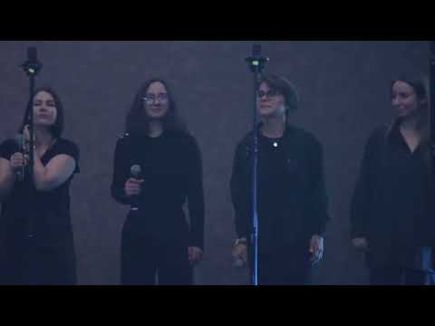 Видео: На сольном концерте Леонид Агутин и хор Музыкальной академии исполнили песню «Голос высокой травы»