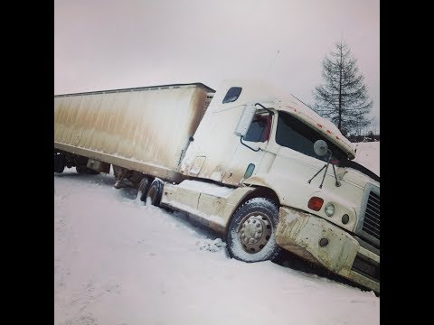 Видео: Дальнобой по ДВ, Якутия, ушёл в канаву, октябрь 2018г