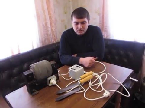 Видео: Електроніж пасічницький. (Ніж Гуслія).