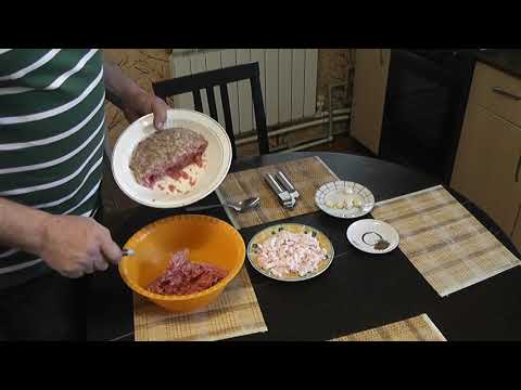 Видео: 🛑 👉 Колбаса из свиного фарша купленного в магазине, получилась по вкусу как Краковская.