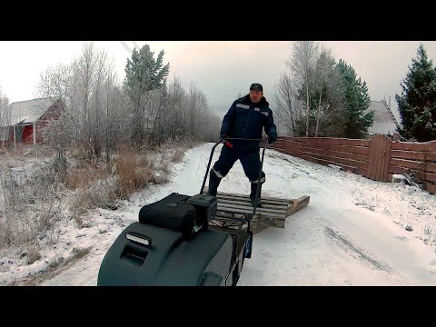 Видео: Запряг мотособаку чистить снег! Волокуша и мотобуксировщик.