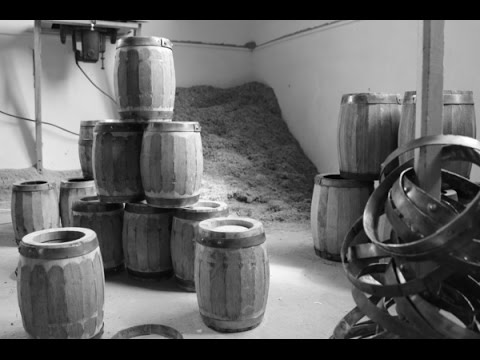 Видео: Oak barrel 1 liter / Маленькая дубовая бочка 1 литр