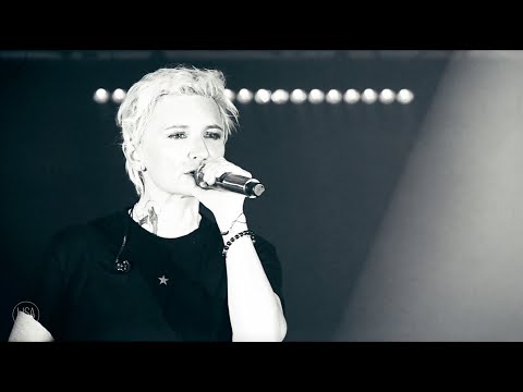 Видео: Лети моя душа - Диана Арбенина. Ночные Снайперы (Волгоград 04.06. 2022)