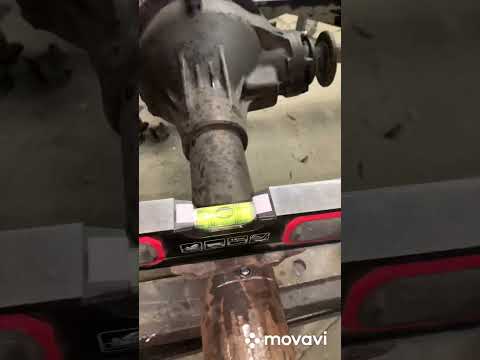 Видео: Установка мостов на раму. Второе видео