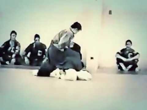 Видео: Одна из лучших демонстраций Дайто-рю Айки-дзюдзюцу, 1990 (Daito Ryu Aikijujutsu, best demonstration)