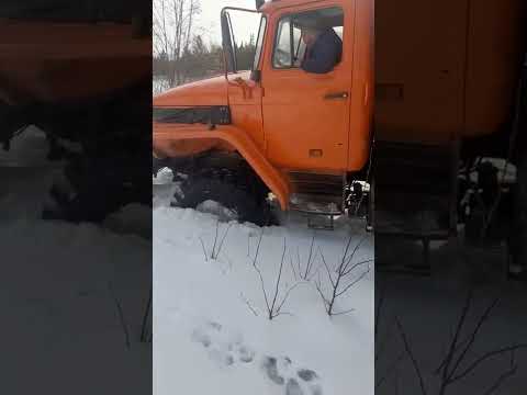 Видео: Аяно-Майский район, зимник.