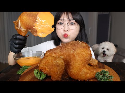 Видео: Хрустящий жареный цыплёнок с сырно-острым соусом бульдак!🍗Mukbang ASMR