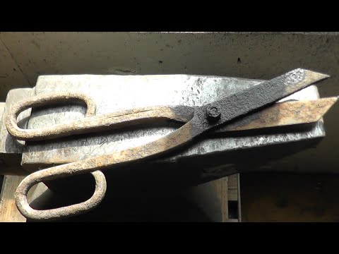 Видео: РЕСТАВРАЦИЯ СТАРОГО ИНСТРУМЕНТА. RESTORATION OF AN OLD INSTRUMENT.