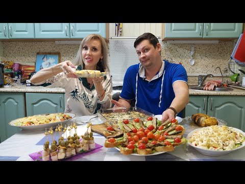 Видео: МУКБАНГ 😋 | Поменялись МЕСТАМИ | Пробуем ПРАЗДНИЧНЫЙ СТОЛ на 8 марта