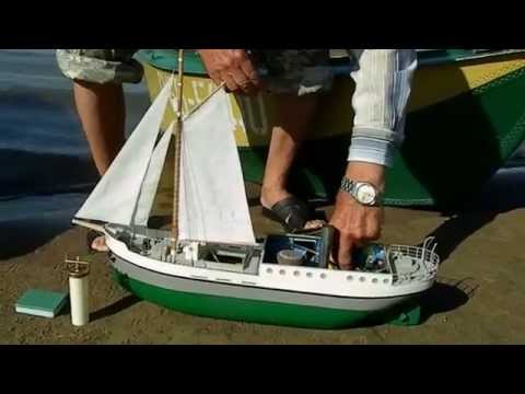 Видео: Испытание паровой машины ручной работы