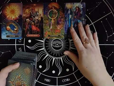 Видео: 💯😘💯Что думает о Вас загаданный человек?♠️🤫♠️