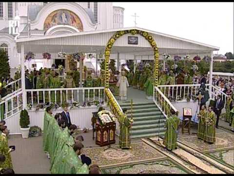 Видео: Запись трансляции Патриаршей Литургии в Серафимо-Дивеевском монастыре
