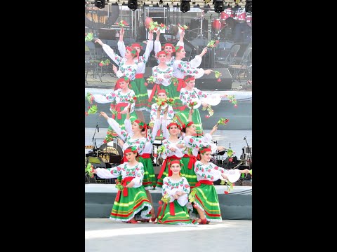 Видео: "Калиновий козачок" -Зразковий хореографічний ансамбль "ВеснАдія", худ.кер.,балет-ер Наталя Устінова