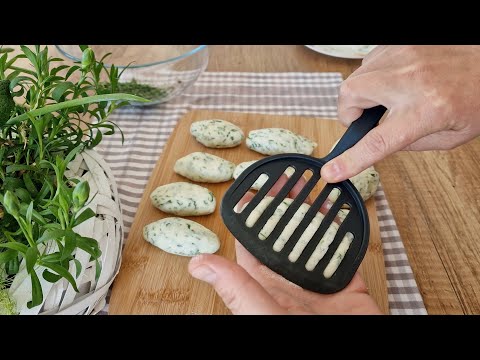 Видео: Когда у вас есть 3 картошки, приготовьте это вкуснейшее блюдо. Это вкуснее мяса. Картофельные Чипсы