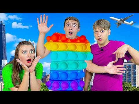 Видео: Я Превратился В Гигантский Поп Ит ! Это Попит-трянка?