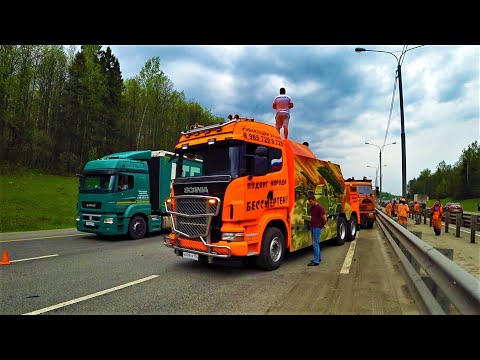 Видео: ДЖИП врезался в КАМАЗ на M2 Симферопольском шоссе / Грузовой эвакуатор / Truck evacuation