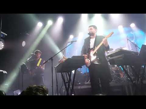 Видео: Noize MC - Из окна [live 03.09.25 Klaipeda]