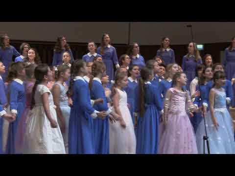 Видео: Словацкая народная песня "Tancuj, tancuj!"