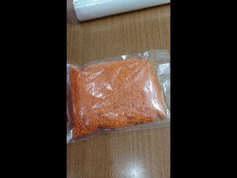 Видео: Вакуумируем морковь на зиму. Печем блины. Гуляем в роще с Булей