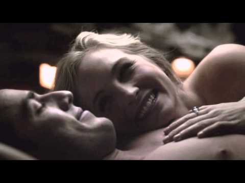 Видео: Кэролайн и Тайлер - Около тебя