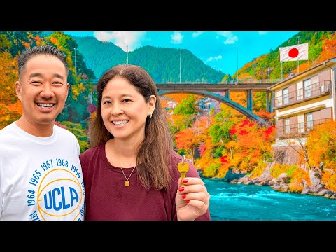 Видео: Эта пара иностранцев купила дом в горах Токио