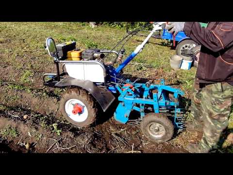 Видео: День-2-Сравнение ККМ-1 с самодельной копалкой типа Дельфин к мотоблоку НЕВА.