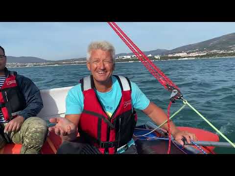 Видео: ПОСТАНОВКА ГЕННАКЕРА В ОДИНОЧКУ, НА КАТАМАРАНЕ СИБКАТ-21.