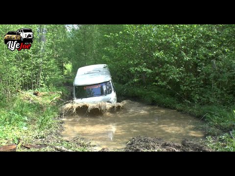 Видео: Офф роуд УАЗ Буханка на бездорожье прёт как танк. Нива тоже не отстаёт