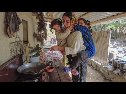 Видео: Повседневная жизнь матери с двумя детьми в деревне! Как мы живем вдали от цивилизации?