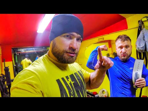 Видео: ГАРАЖ - КАЧАЛКА. Становая тяга vs Тяга сумо