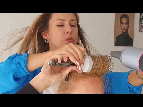Видео: Как уложить чёлку на браш. Почему не получается объем и как делать правильно.