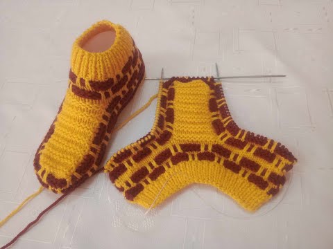 Видео: Плетени Терлици #135 (Knitted Slippers) (Тапочки спицами) (Patik) (Pantufas passo a passo)