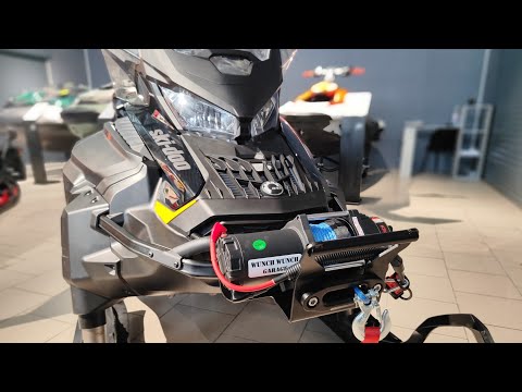 Видео: Установка лебедки на снегоход Ski-Doo или Lynx