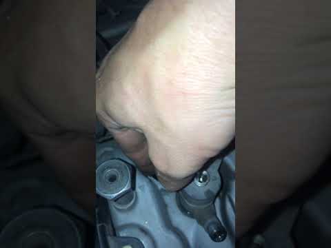 Видео: Как снять форсунки на Hyundai Tucson дизель