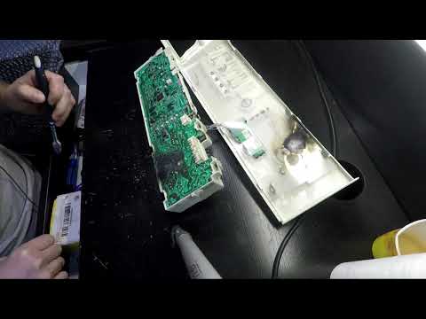 Видео: Bosch Maxx 4 не включается \ Простой ремонт