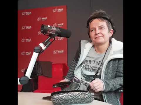 Видео: Светлана Сурганова - "Подъемники" на Нашем Радио (20.02.2018)