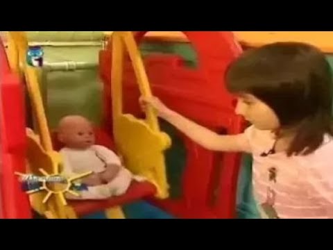 Видео: Учим детей играть с куклами. Мастер класс для родителей