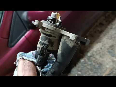 Видео: Ford Focus 2 замена термостата в гараже, с установкой ремня генератора