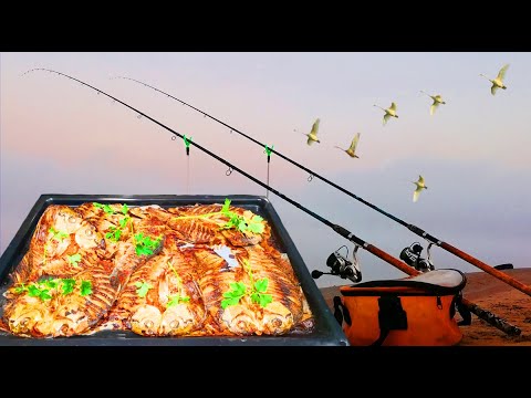 Видео: РЫБАЛКА НА КАРАСЯ ТУМАННЫМ УТРОМ. Запекаю карасей в маринаде