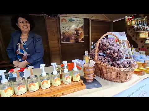 Видео: Sagra  di Castagne/ Сагра  каштанов/ праздник  в Итальянской  деревне 2025.
