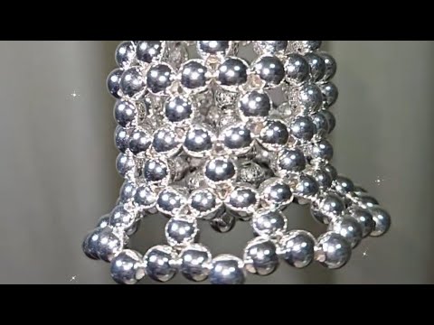 Видео: Колокольчик из бусин. туториал 🔔