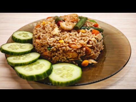 Видео: Жареный рис с креветками по Тайски (домашний рецепт)