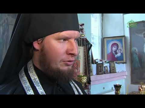 Видео: В храме Архангела Михаила села Ворон-Лозовка мироточат напрестольный крест и большинство икон