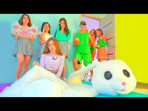 Видео: МАСКОТА НАПУСТИЛА ТИМ БАНИ 😞 Како је Дијана вратила талисман назад? 🐰💔