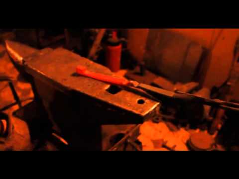 Видео: как изготовить подкову