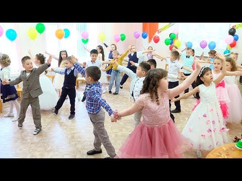 Видео: Выпускной в детском саду. Привет родная Школа.