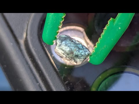 Видео: Долгожданные сапфиры из Центрального Квинсленда! Стоит ли ждать? Решать вам.