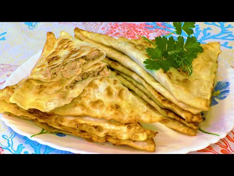 Видео: Таких вкусных треугольников из лаваша Вы еще отродясь не ели! Очень вкусные пирожки с консервами.