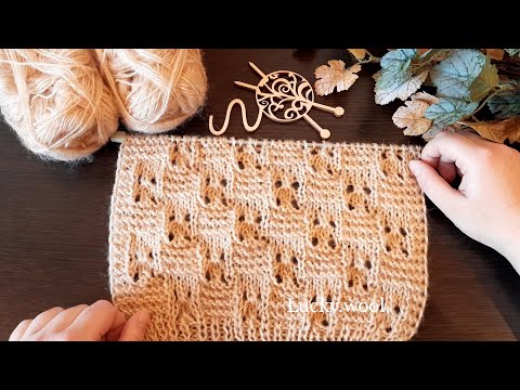 Видео: Вяжем шахматный узор с ажуром и платочной вязкой спицами.