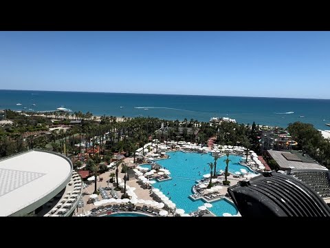 Видео: Что находится рядом с отелем Delphin Neo Palace